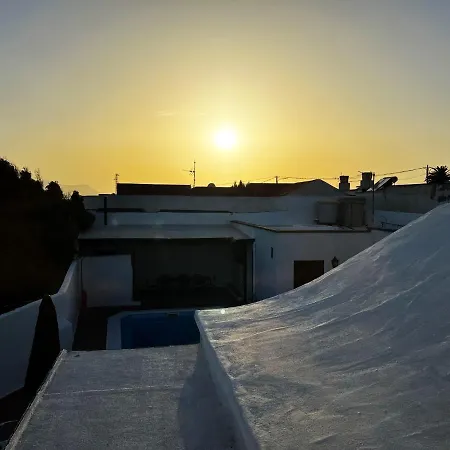 ヴィラ With Heated Pool