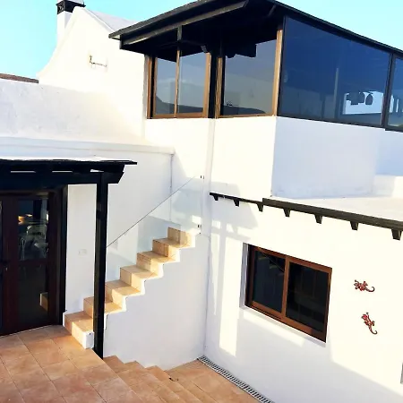 Villa With Heated Pool *