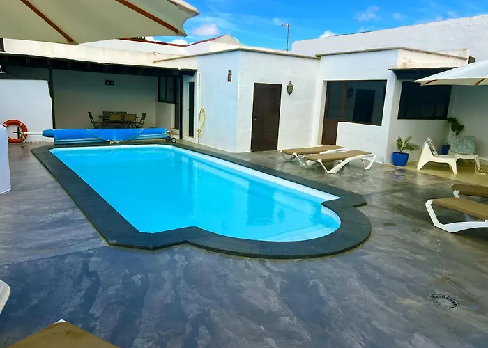 别墅 With Heated Pool Nazaret